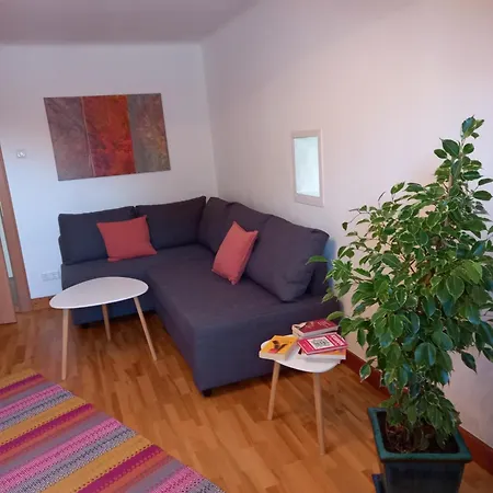 - Gustostueckerl Im Zentrum Von Oberndorf * Oberndorf bei Salzburg